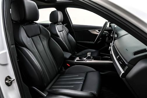 2023 Audi A4 45 S line Premium Plus
