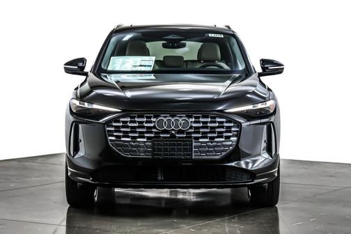 2025 Audi Q5 Premium Plus