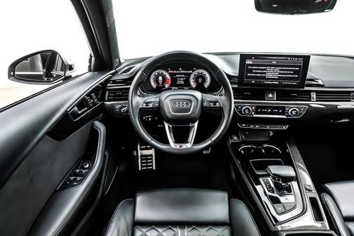 2023 Audi S4 Premium Plus TFSI quattro Tiptronic