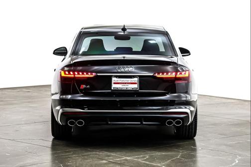 2023 Audi S4 Premium Plus TFSI quattro Tiptronic