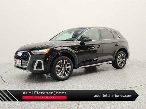 Mythos Black Metallic 2024 Audi Q5 45 S line Premium