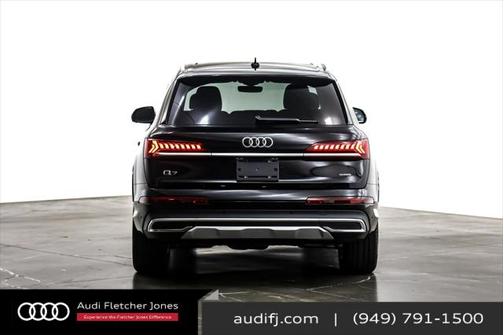 2024 Audi Q7 55 Premium Plus