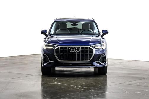 2023 Audi Q3 45 S line Premium Plus