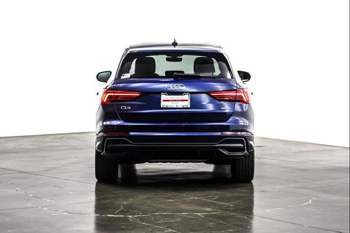 2023 Audi Q3 45 S line Premium Plus