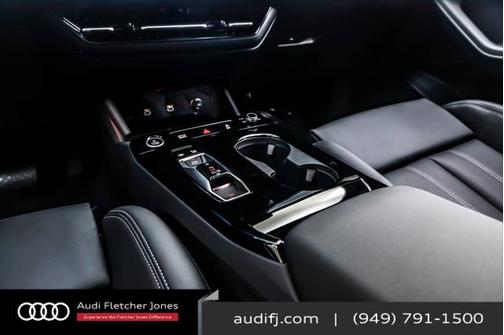 2025 Audi Q6 e-tron Premium Plus quattro