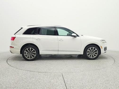 Carrara White 2018 Audi Q7 3.0T Premium Plus
