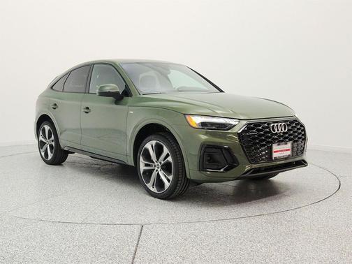 District Green Metallic 2023 Audi Q5 45 S line Prestige