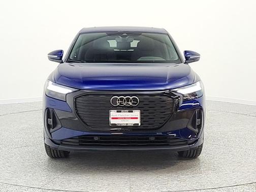 Navarra Blue Metallic 2023 Audi Q4 e-tron Sportback Prestige 50 quattro
