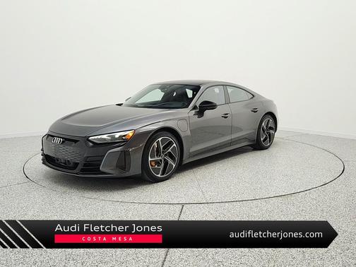 Daytona Gray Pearl Effect 2022 Audi RS e-tron GT quattro