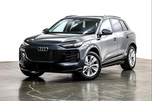 2025 Audi Q6 e-tron Premium Plus