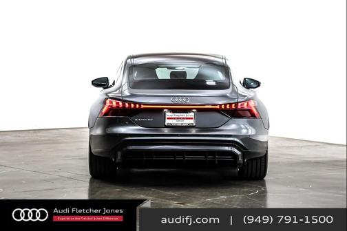 2023 Audi e-tron GT Premium Plus quattro