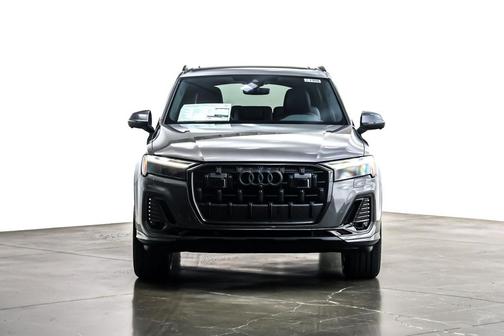 2026 Audi Q7 45 Premium Plus