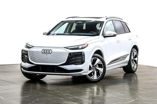 2025 Audi Q6 e-tron Premium Plus quattro