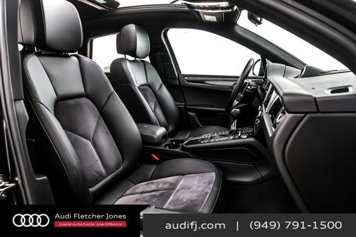 2021 Porsche Macan AWD