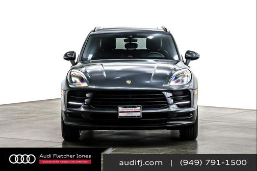 2021 Porsche Macan AWD