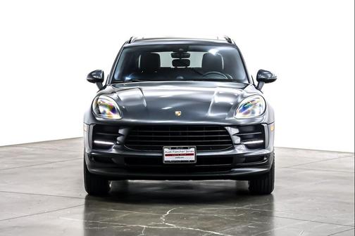 2021 Porsche Macan AWD