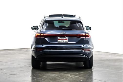 2025 Audi Q6 e-tron Premium Plus