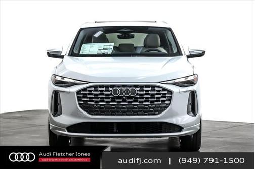 2025 Audi Q5 Premium