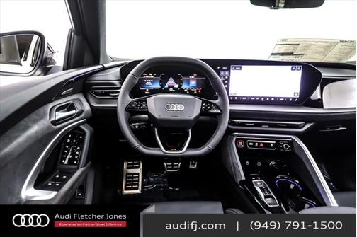 2025 Audi SQ5 3.0T Premium Plus