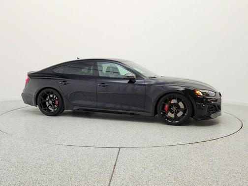 Sebring Black Crystal Effect 2024 Audi RS 5 2.9T