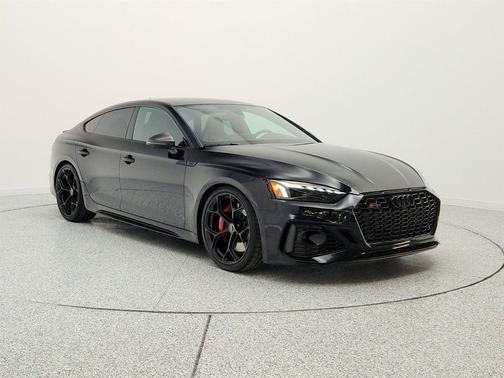 Sebring Black Crystal Effect 2024 Audi RS 5 2.9T