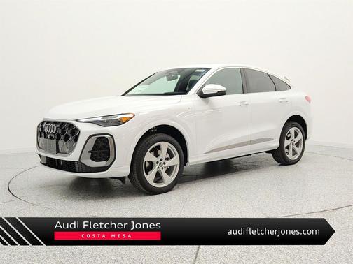 Glacier White Metallic 2026 Audi Q5 Sportback Premium Plus TFSI quattro S tronic