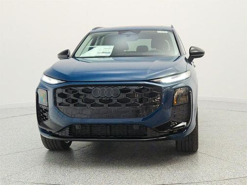 Malpelo Blue Metallic 2026 Audi Q3 TFSI quattro S tronic