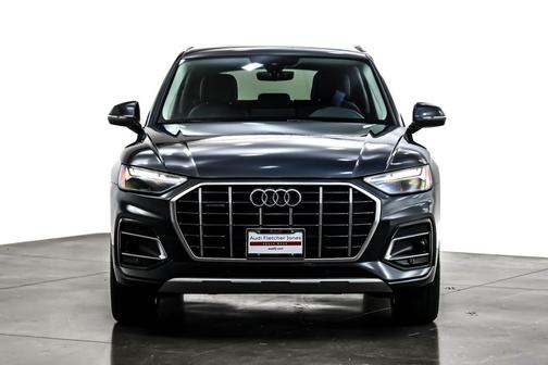 2023 Audi Q5 40 Premium