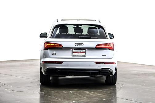 2024 Audi Q5 55 S line Prestige