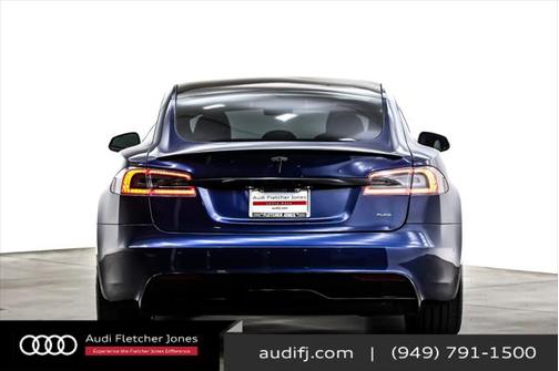2021 Tesla Model S Plaid