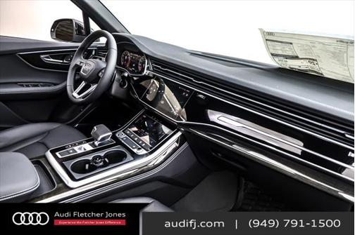 2025 Audi Q7 55 Premium Plus
