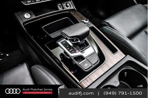 2024 Audi Q5 45 S line Premium