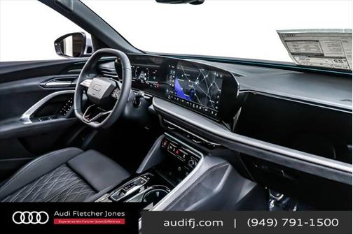 2025 Audi SQ5 3.0T Premium Plus
