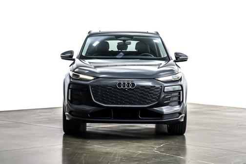 2025 Audi Q6 e-tron Premium