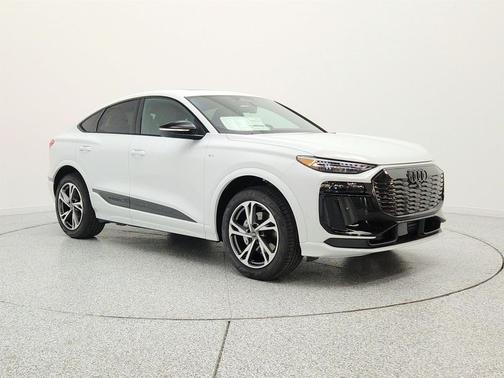 Glacier White Metallic 2027 Audi Q6 e-tron Sportback Premium Plus quattro