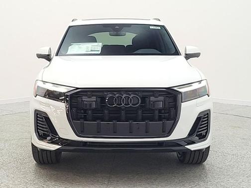 2026 Audi Q7 45 Premium Plus
