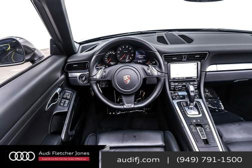 2015 Porsche 911 Carrera