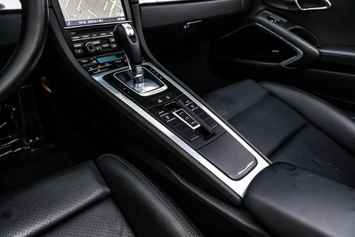 2015 Porsche 911 Carrera