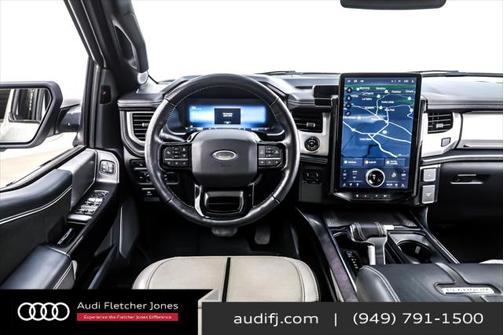2022 Ford F-150 Lightning Platinum