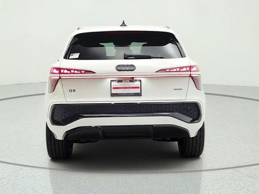 Arkona White 2026 Audi Q3 TFSI quattro S tronic
