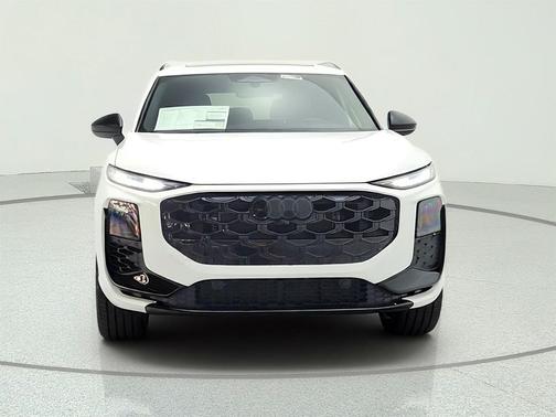 Arkona White 2026 Audi Q3 TFSI quattro S tronic