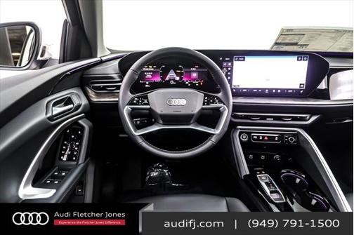 2025 Audi Q5 Premium