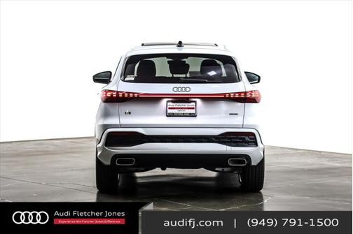 2025 Audi Q5 Premium