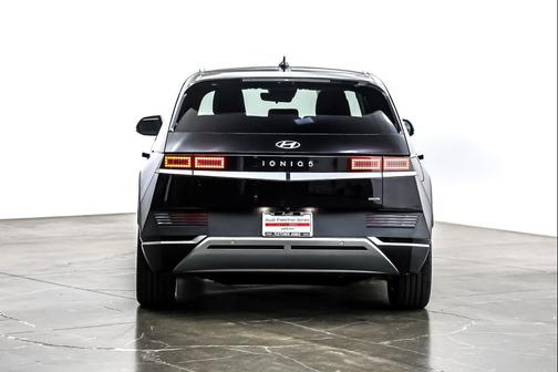 2023 Hyundai IONIQ 5 SE
