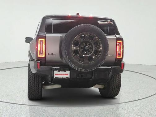 Magnus Gray Matte 2026 GMC HUMMER EV SUV 3X