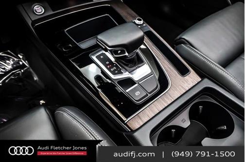 2023 Audi Q5 45 S line Premium