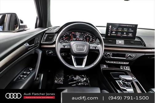 2023 Audi Q5 45 S line Premium