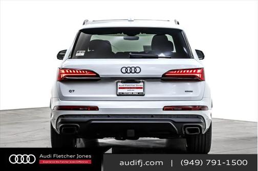 2025 Audi Q7 55 Premium Plus