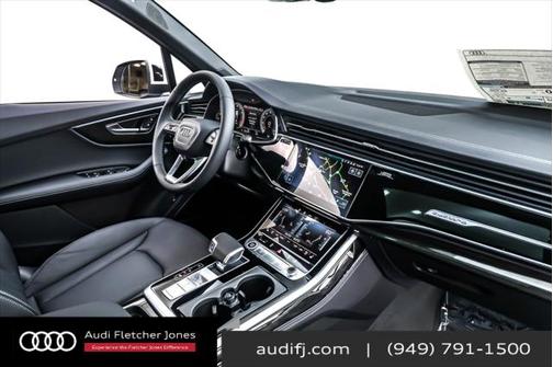 2025 Audi Q7 55 Premium Plus