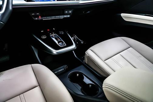 2024 Audi Q4 e-tron Sportback Premium Plus 50 quattro